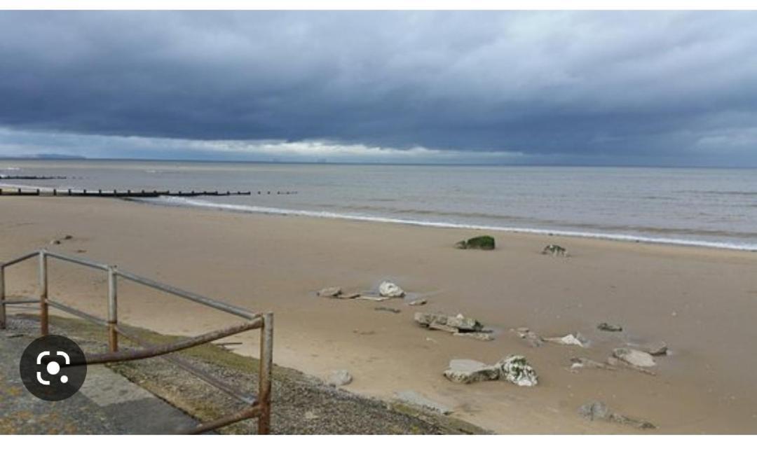 Hotel Nan'S Place Rhyl Esterno foto